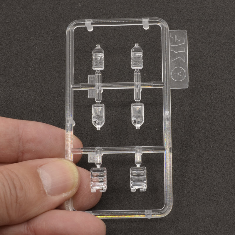 AK Interactive: 1/35 Bottles & Cans Set - product image 3