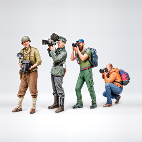 AK Interactive: 1/35 Photographers (Different Eras)