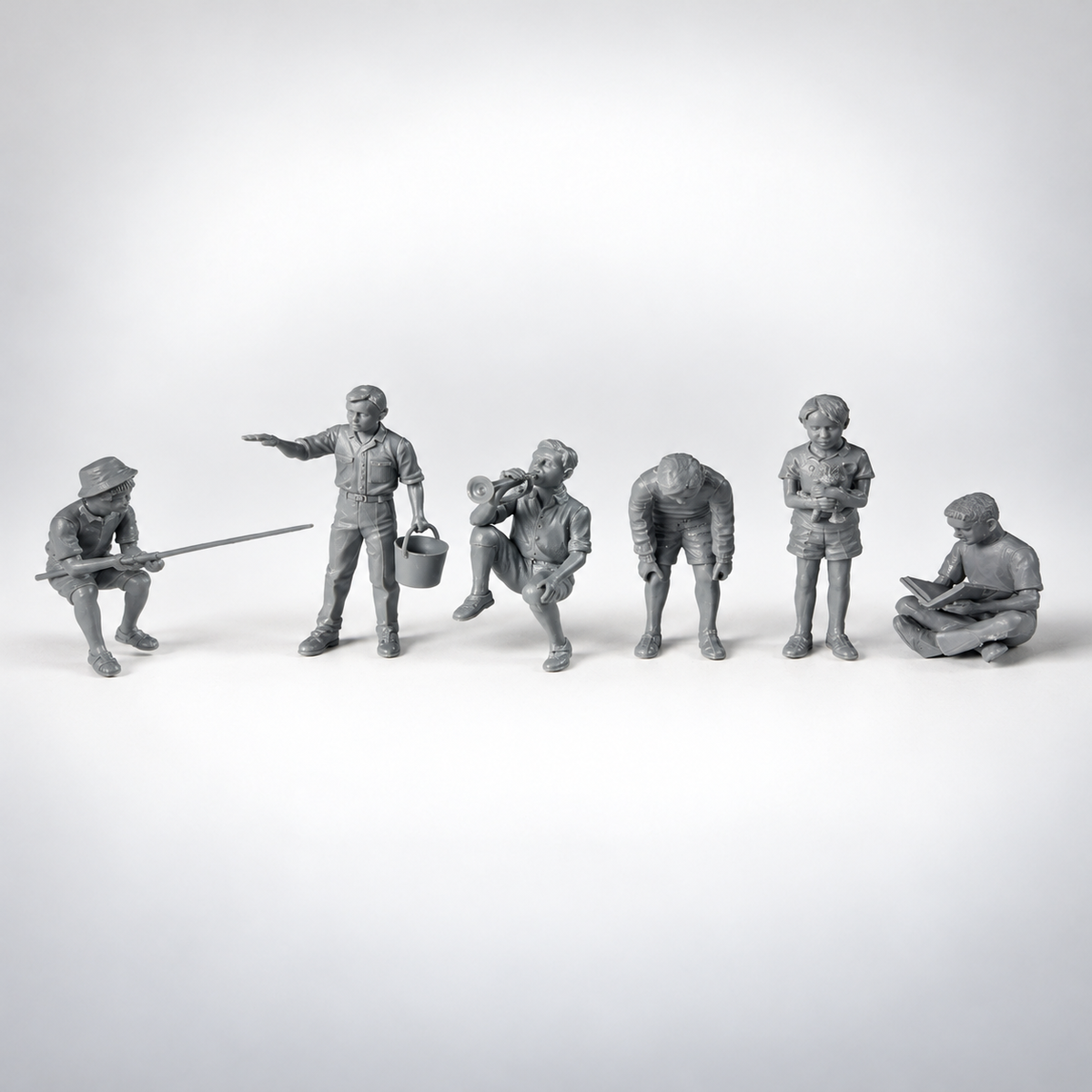 AK Interactive: 1/35 Children Set 1 Boys, product